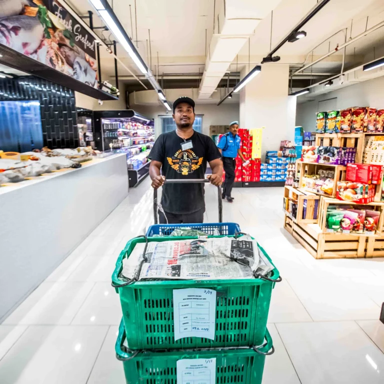 Zariu & Nor Pushing Forward